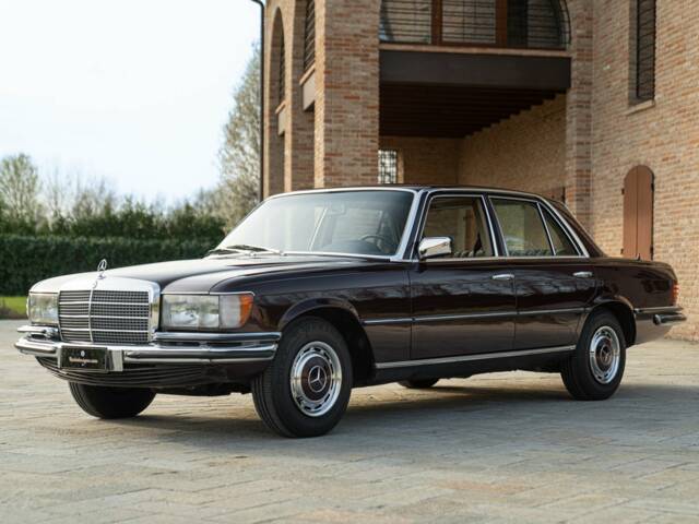 Image 1/50 of Mercedes-Benz 280 SE (1973)