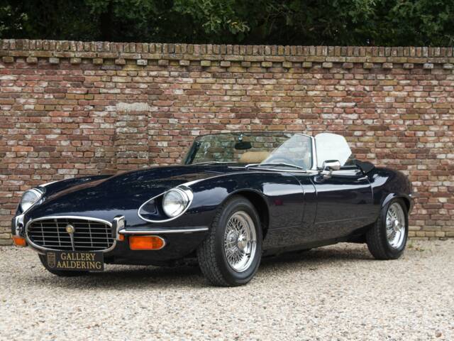 Jaguar E-Type V12
