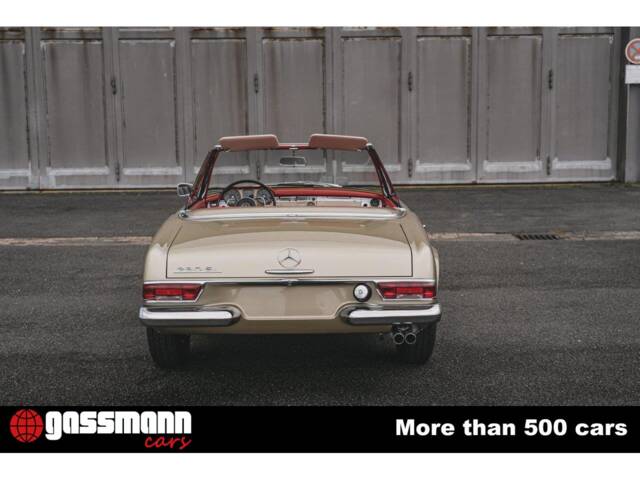 Mercedes-Benz 230 SL