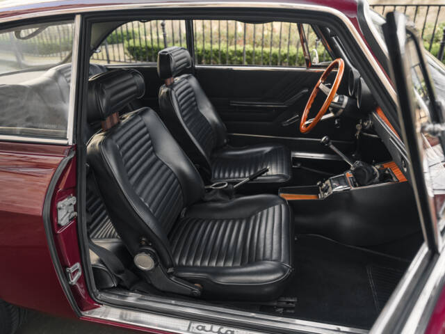 Alfa Romeo 2000 GT Veloce
