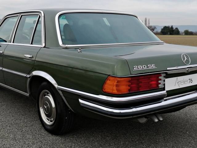 Mercedes-Benz 280 SE