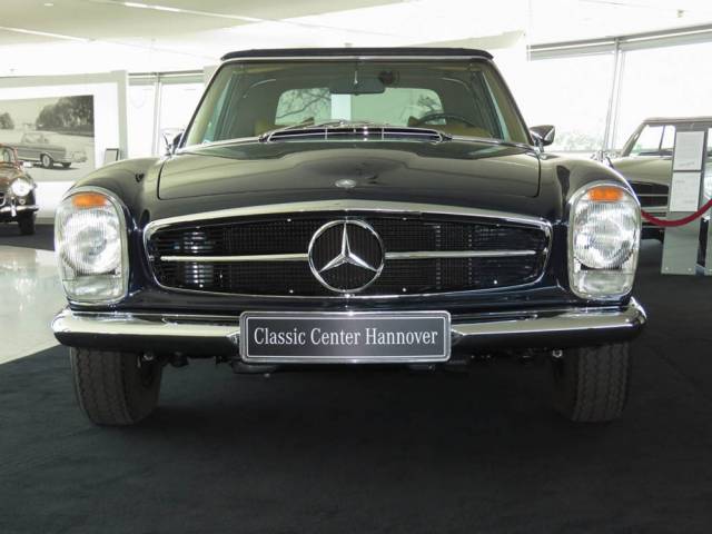 Mercedes-Benz 280 SL