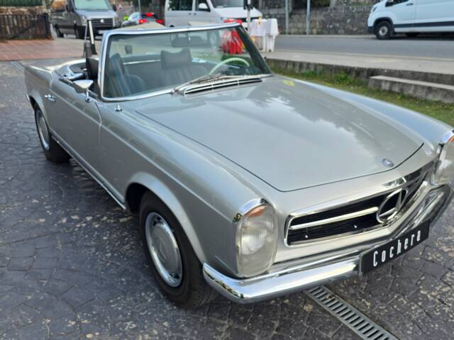 Mercedes-Benz 280 SL