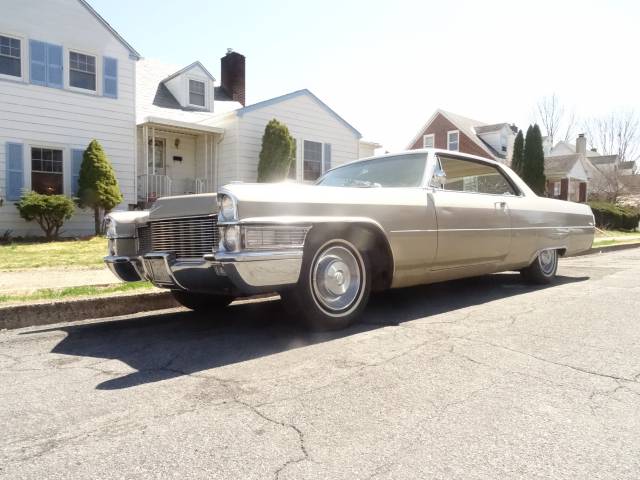 Bild 1/13 von Cadillac Calais Sedan (1965)