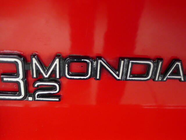 Image 1/47 of Ferrari Mondial 3.2 (1988)