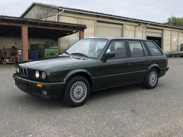 BMW 318i Touring (E30) Gesamtansicht