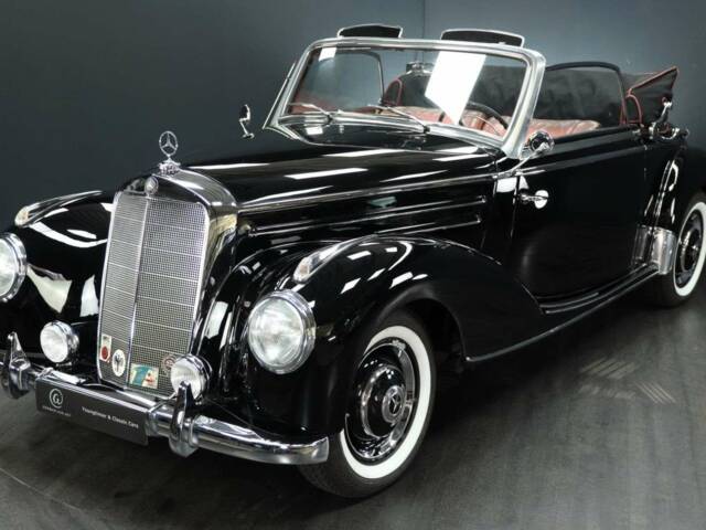 Imagen 1/30 de Mercedes-Benz 220 Cabriolet A (1955)