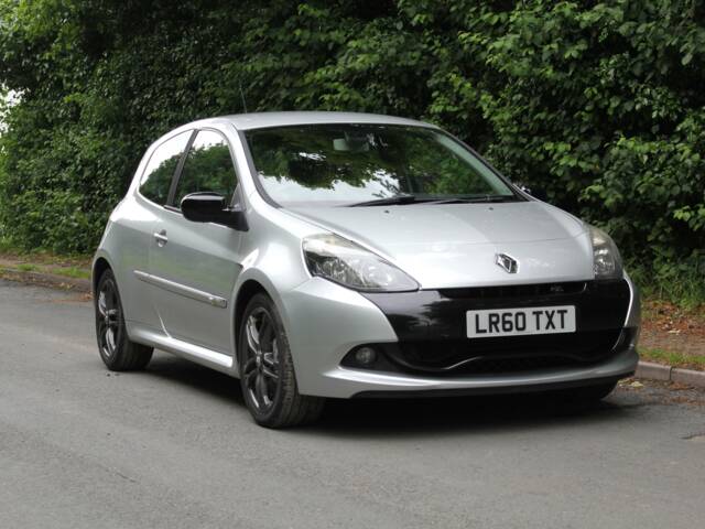 Renault Clio II 2.0 RS Cup