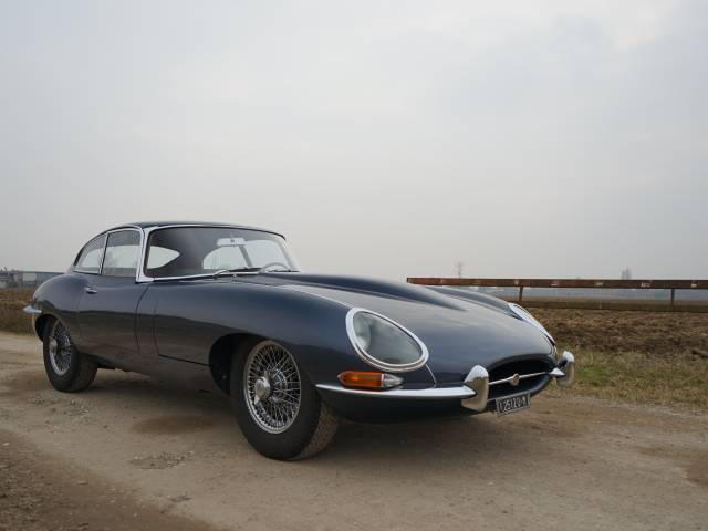 Jaguar E-Type 3.8