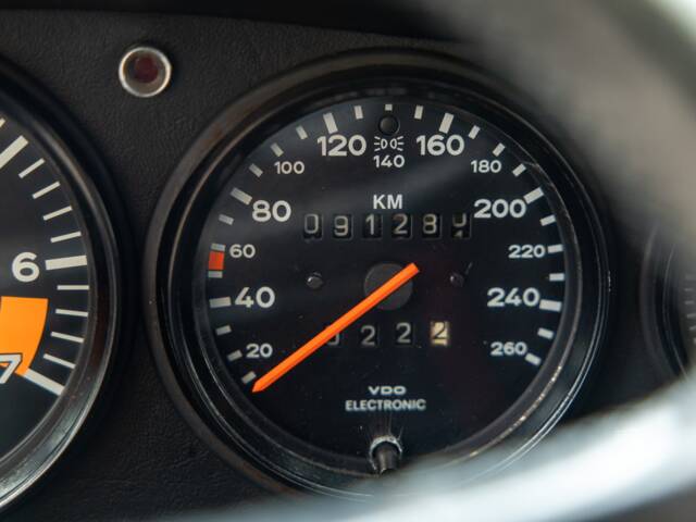 Porsche 911 Carrera 3.2 (WTL)