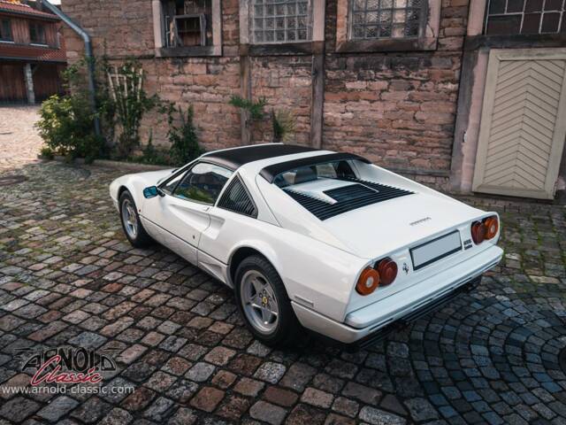 Ferrari 208 GTS Turbo