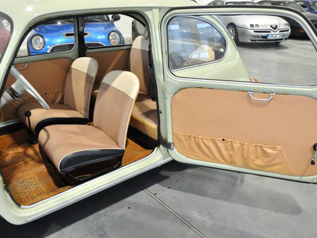 FIAT 600
