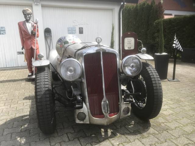Image 1/30 of Lanchester 14HP Roadrider Special (1932)