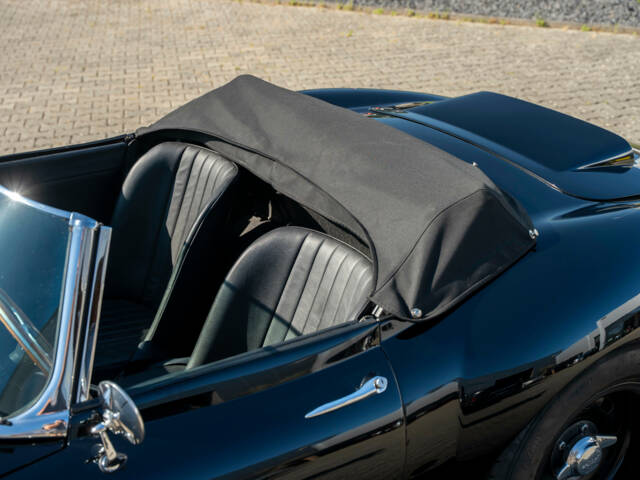 Jaguar E-Type 3.8