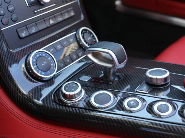 Mercedes-Benz SLS AMG Roadster