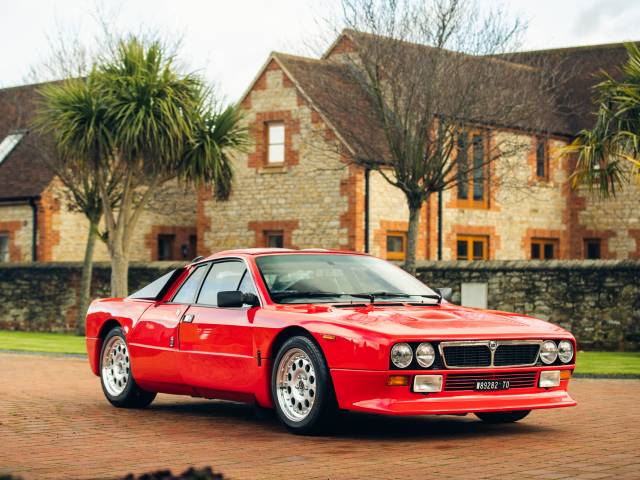 Image 1/32 of Lancia Rally 037 (1983)