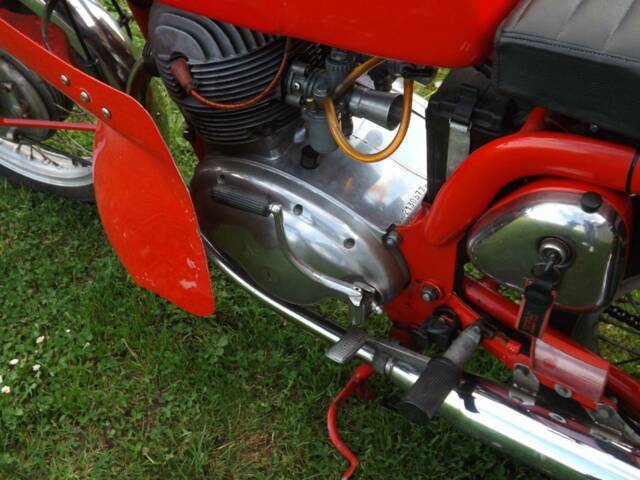 MV Agusta 350 Bicilindrica