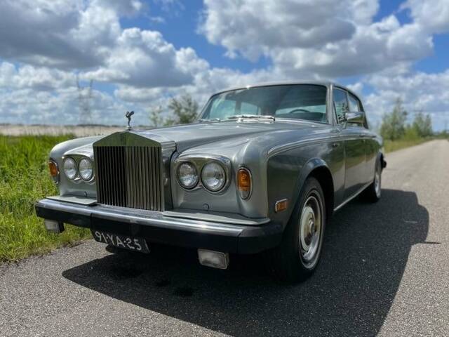 Image 1/7 de Rolls-Royce Silver Shadow II (1977)