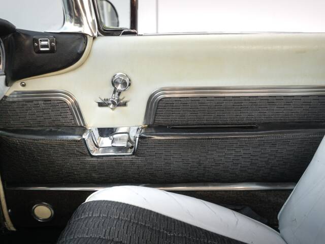 Cadillac Coupe DeVille