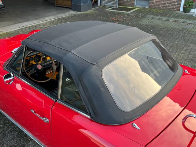 FIAT 124 Spider CS1