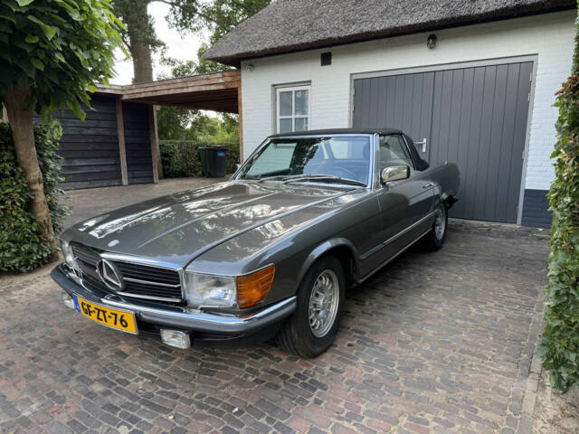 Imagen 1/6 de Mercedes-Benz 500 SL (1983)