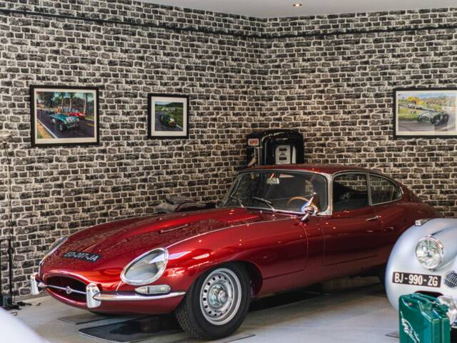 Jaguar E-Type 3.8
