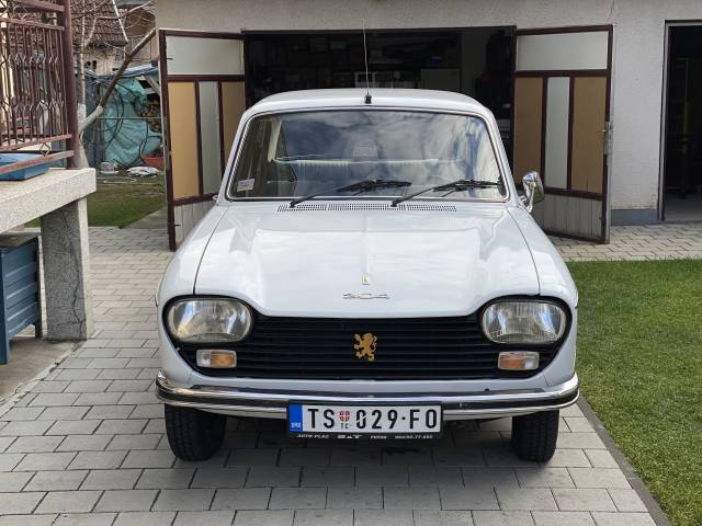 Image 1/12 de Peugeot 204 (1974)