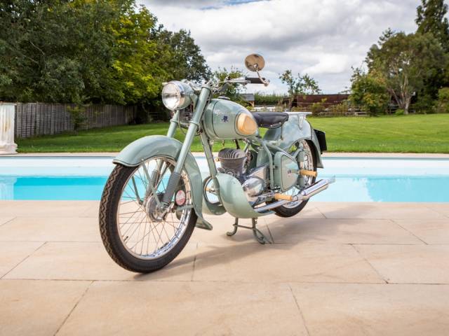 Image 1/4 de Peugeot DUMMY (1953)