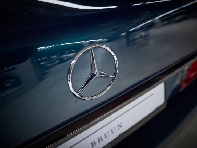 Mercedes-Benz SL 280
