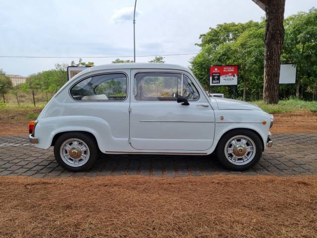 FIAT 600 D