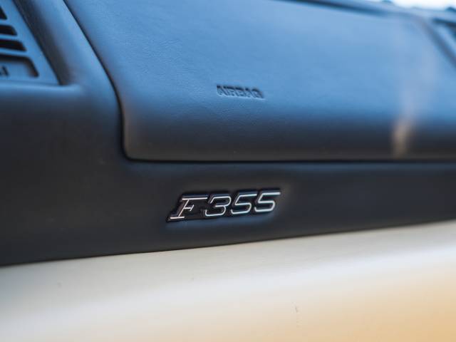 Ferrari F 355 GTS