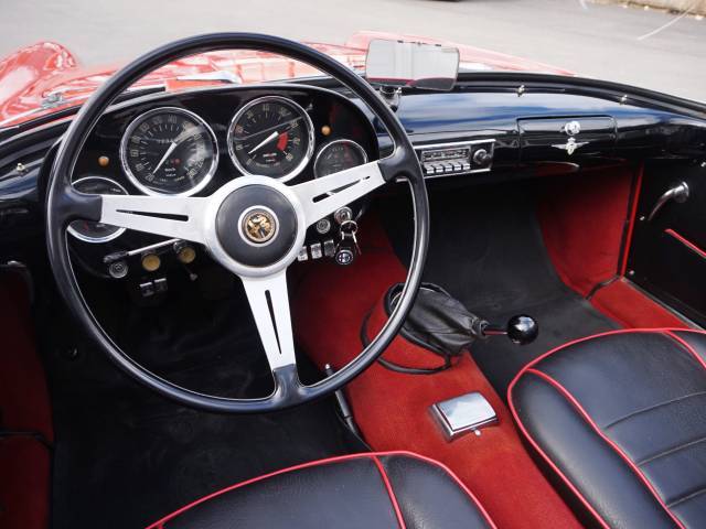 Alfa Romeo 2000 Spider