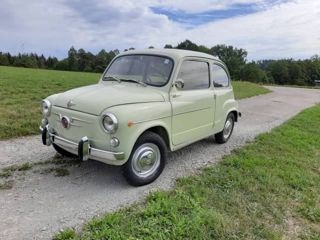Seat 600