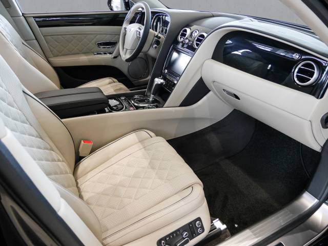 Bentley Flying Spur V8 S