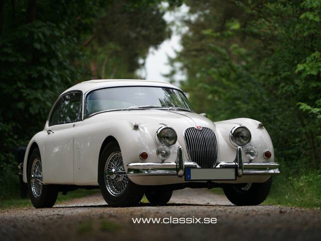 Jaguar XK 150 FHC