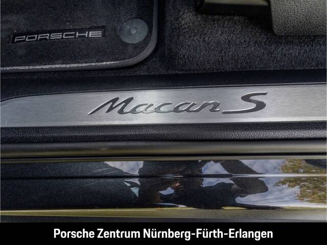 Porsche Macan S