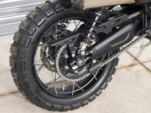 Triumph Scrambler 1200 Bond Edition