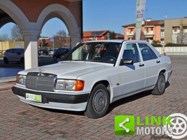 Immagine 1/10 di Mercedes-Benz 190 D (1991)