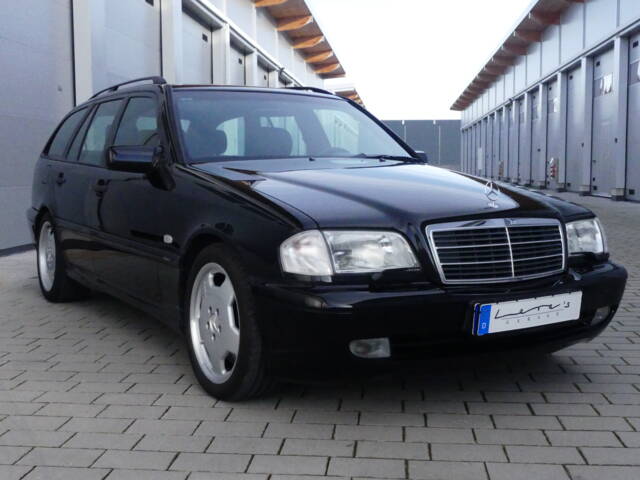 Mercedes-Benz C 43 AMG T