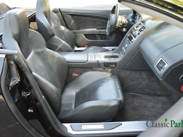 Aston Martin DB 9 Volante