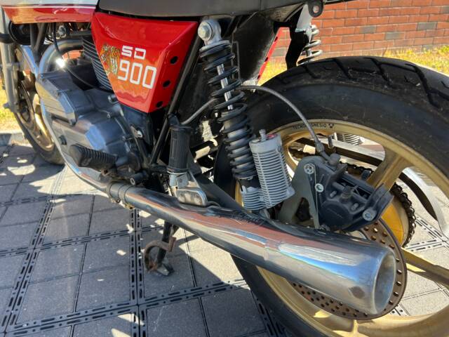 Ducati 900 SS