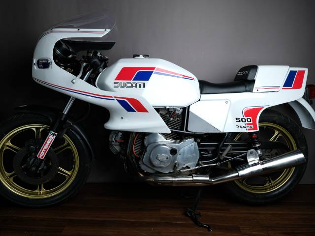 Immagine 1/7 di Ducati DUMMY (1982)