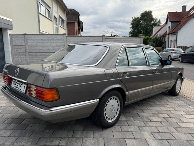 Mercedes-Benz 500 SEL