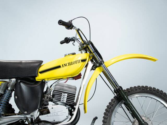 Ancillotti CRH Hiro 125