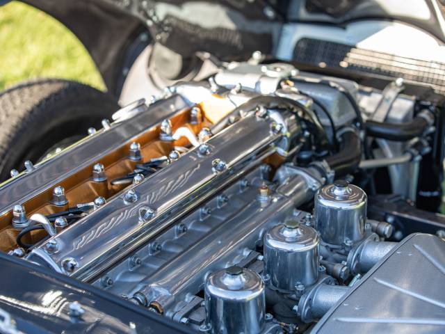 Jaguar E-Type 4.2