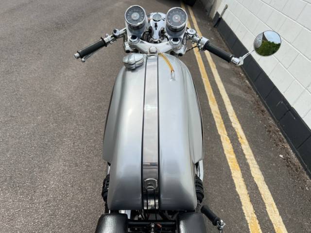 Triton 650
