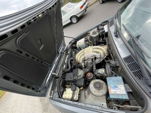 BMW 325i