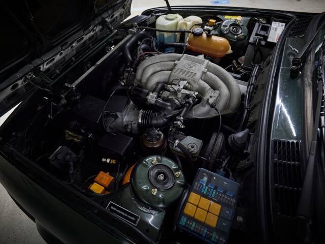 BMW 325i