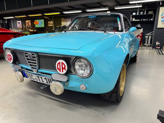 Alfa Romeo 1750 GT Veloce