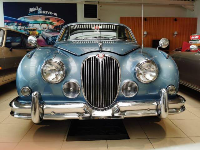 Jaguar Mk II 3.8
